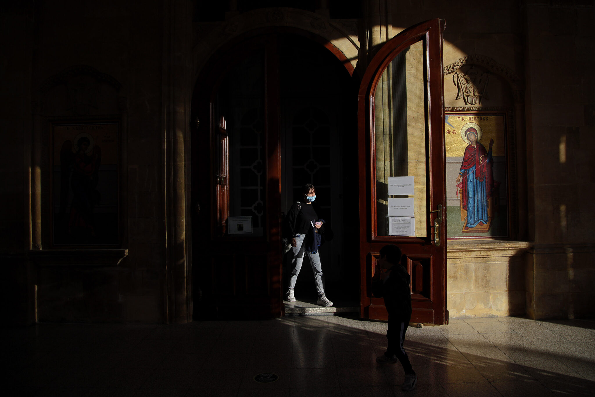 Απαντήσεις στις απορίες σου για τα νέα μέτρα που θα τεθούν σε ισχύ τη Δευτέρα