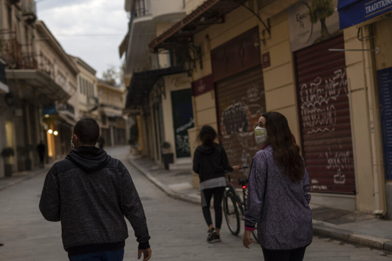 Κυριακή του Πάσχα εν μέσω lockdown: Οι εξαιρέσεις και τα μέτρα που ισχύουν