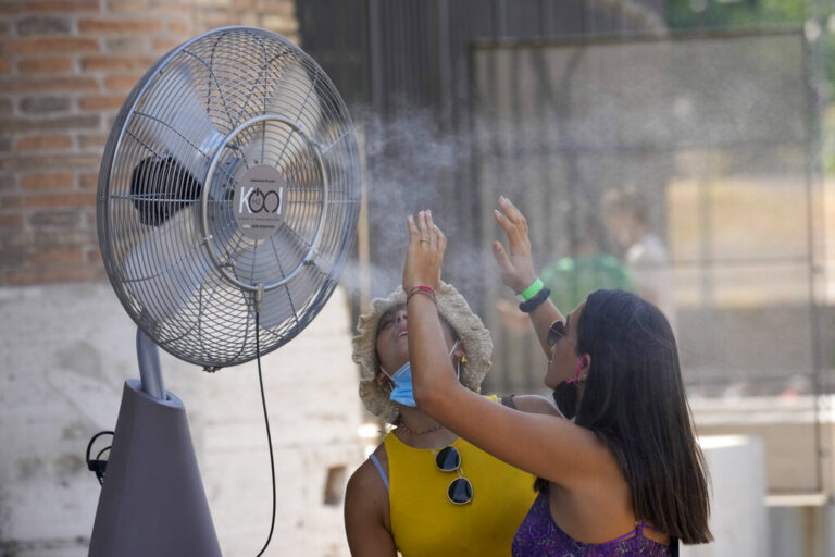 Πτώση θερμοκρασίας το τριήμερο μετά τον παρατεταμένο καύσωνα