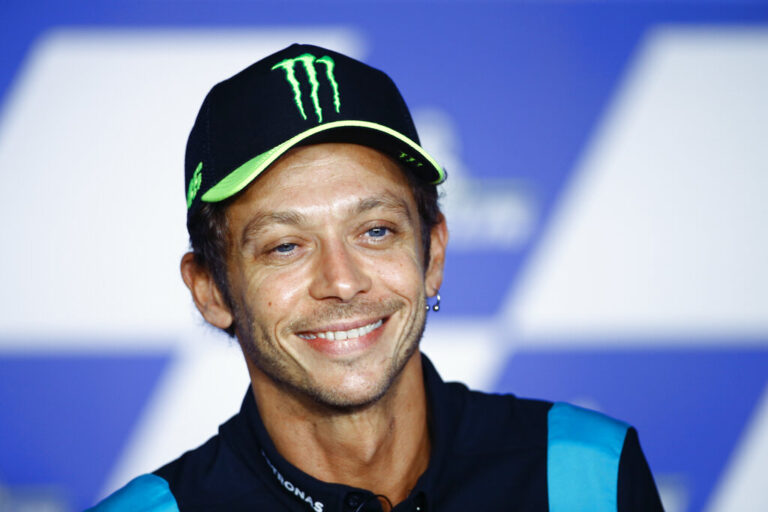 Ο Valentino Rossi αποσύρεται από την ενεργό δράση στο τέλος της χρονιάς