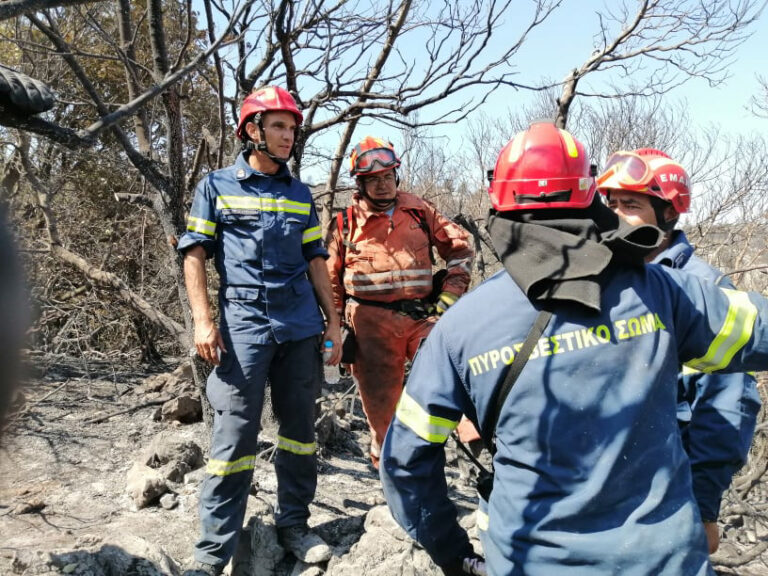 "Με τιμή και περηφάνια": Πανέτοιμη να συνδράμει στην Εύβοια η κυπριακή αποστολή