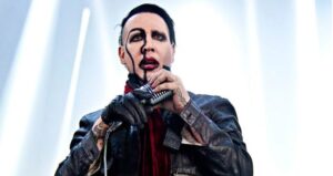 Ο Marilyn Manson απειλεί να βιάσει τον 8χρονο γιο γνωστής ηθοποιού (ΦΩΤΟ)