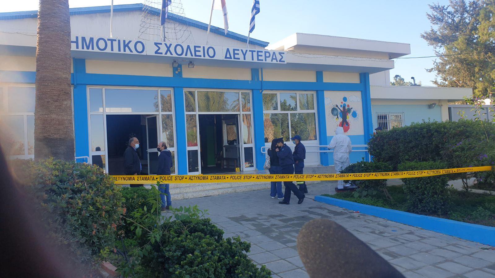 "Κάθε επίθεση σε σχολείο αποτελεί επίθεση στη Δημοκρατία"