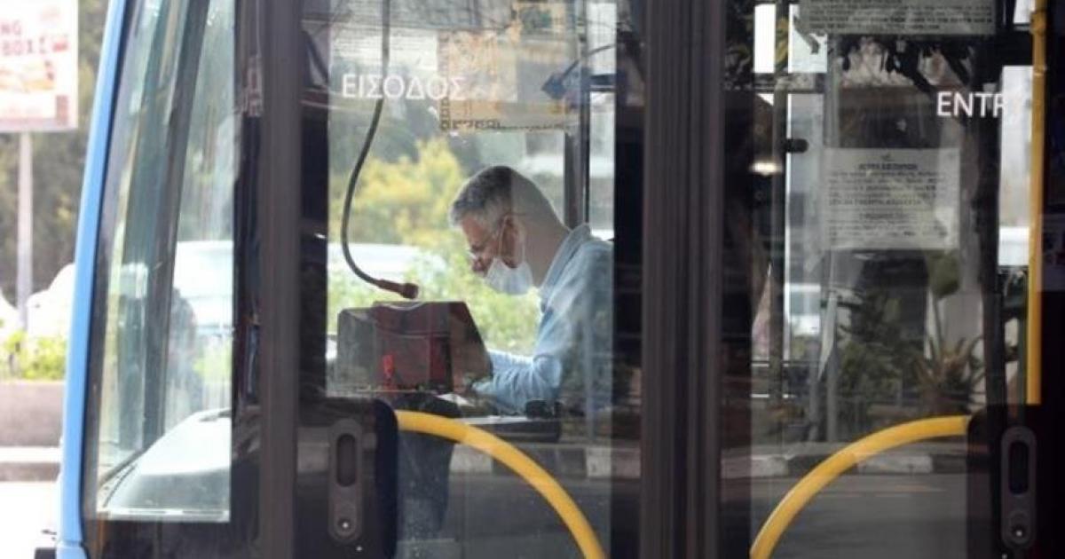 Πίσω στο τιμόνι οι λεωφορειούχοι Λάρνακας, με απεργία συνεχίζουν στη Λευκωσία