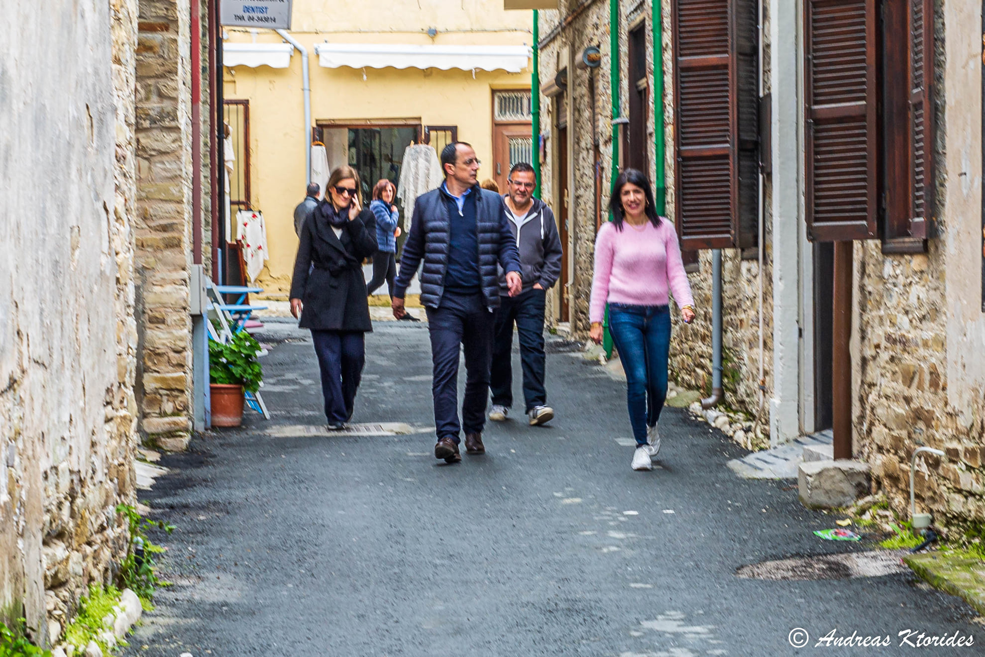 Χριστοδουλίδης: Τηρεί αποστάσεις ασφαλείας από τα κόμματα