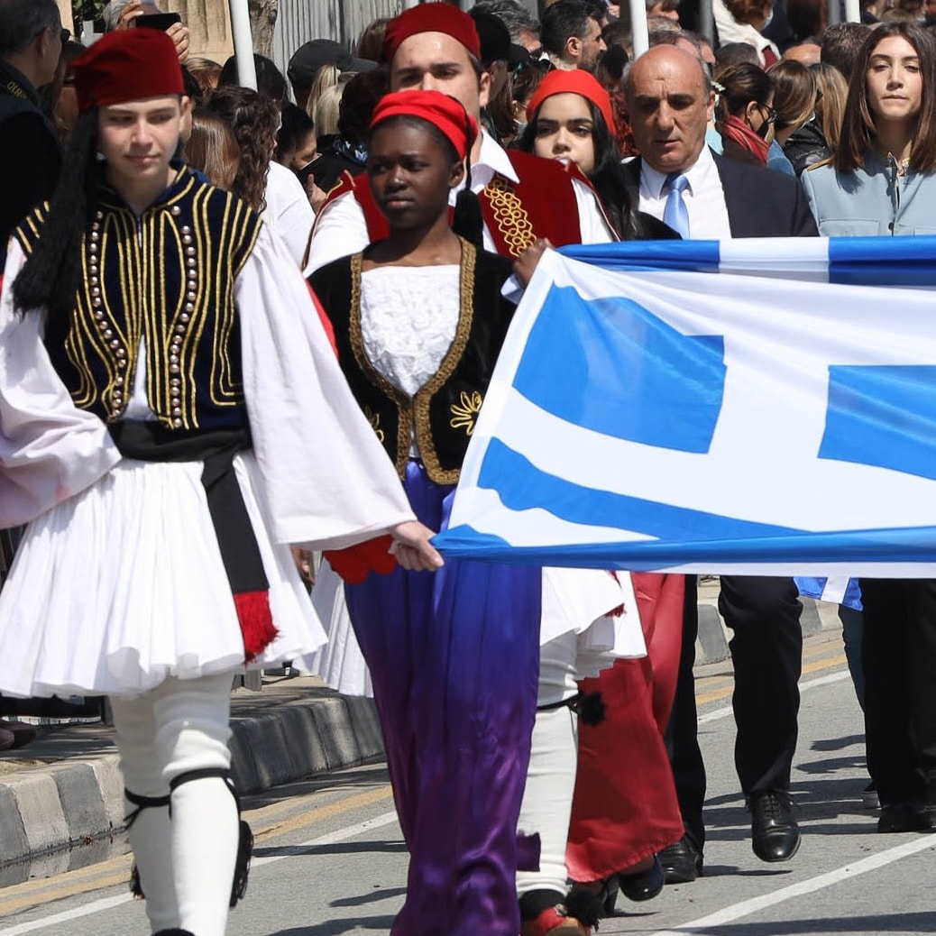 Χαμογελά και πάλι η 16χρονη Μαριάμι, έλαβε ειδική άδεια παραμονής από τον ΥΠΕΣ