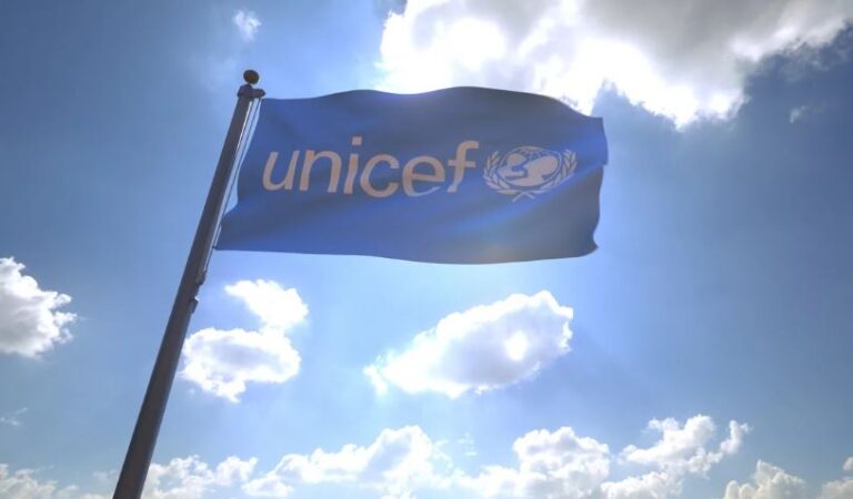 UNICEF: 5,2 εκ. παιδιά της Ουκρανίας εξαρτώνται από την ανθρωπιστική βοήθεια