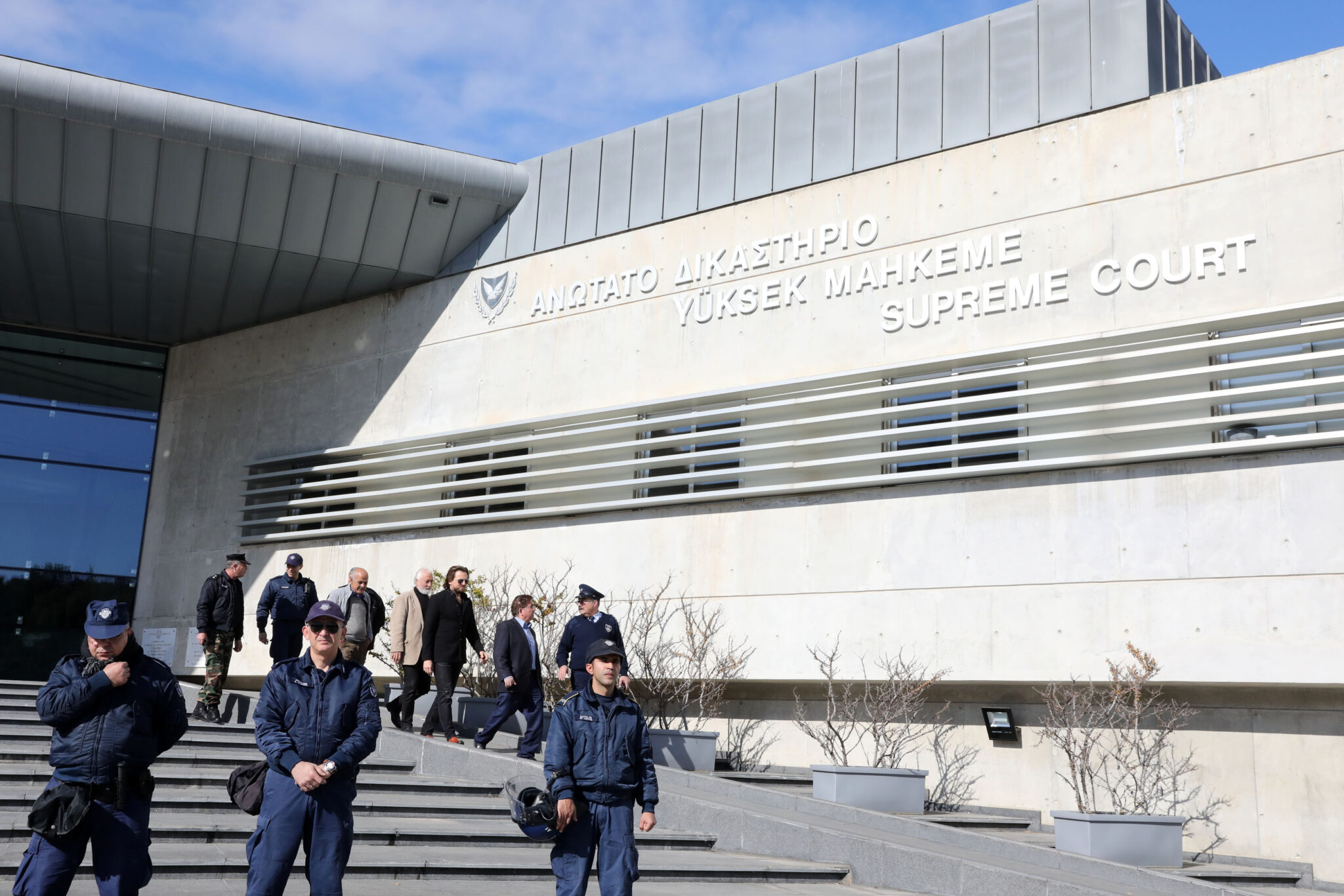 Ψάχνει για φρουρούς το Ανώτατο που θα στελεχώσουν όλα τα Δικαστικά Μέγαρα