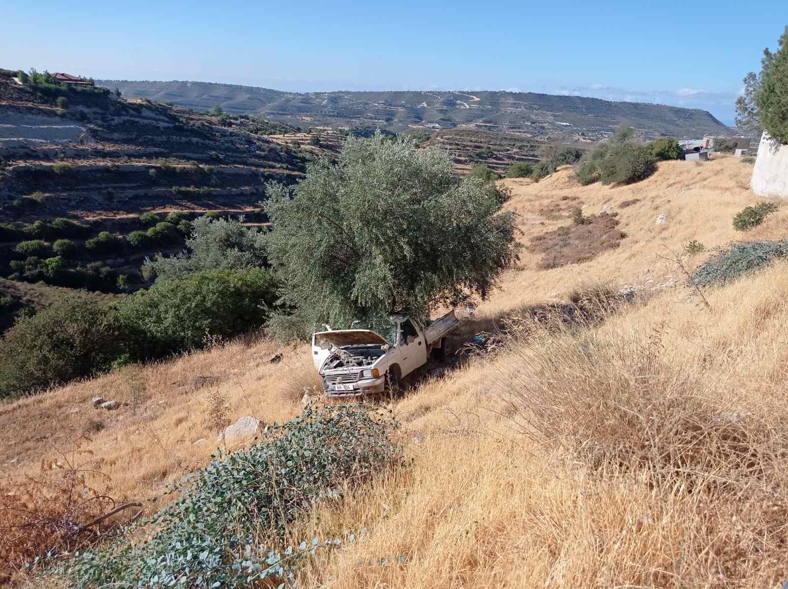 Τροχαίο με μονοκάμπινο: Μάχη για τη ζωή δίνει ο 13χρονος, δίνει οδηγίες ο Γ.Ε.