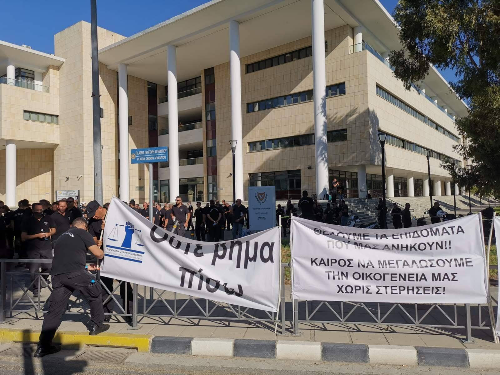 Η κλεψύδρα τελειώνει… σε οριακό σημείο η ασφάλεια στις φυλακές