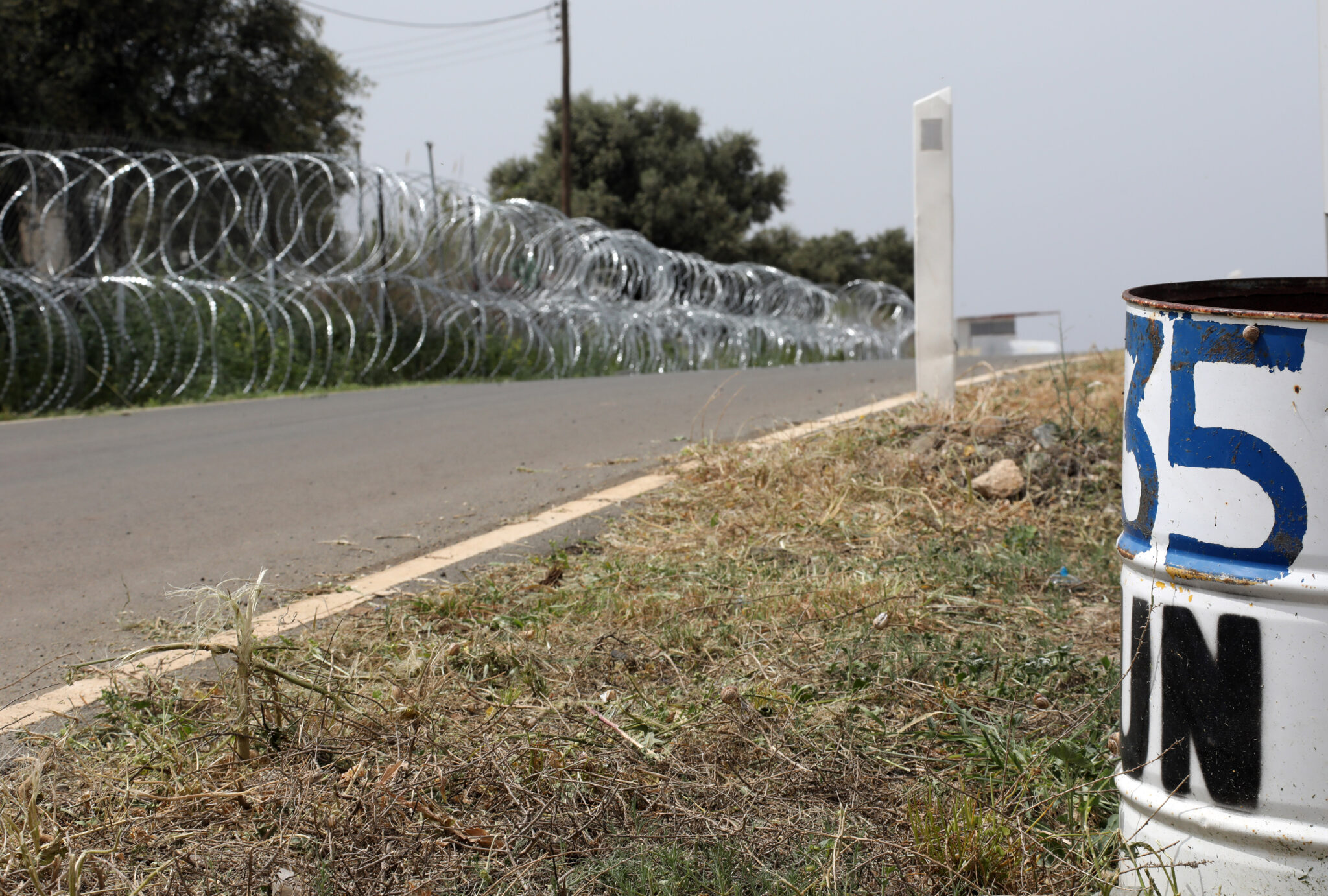 Σκληρή αντιπαράθεση Δημοκρατίας-UNFICYP για το συρματόπλεγμα στην Πράσινη Γραμμή