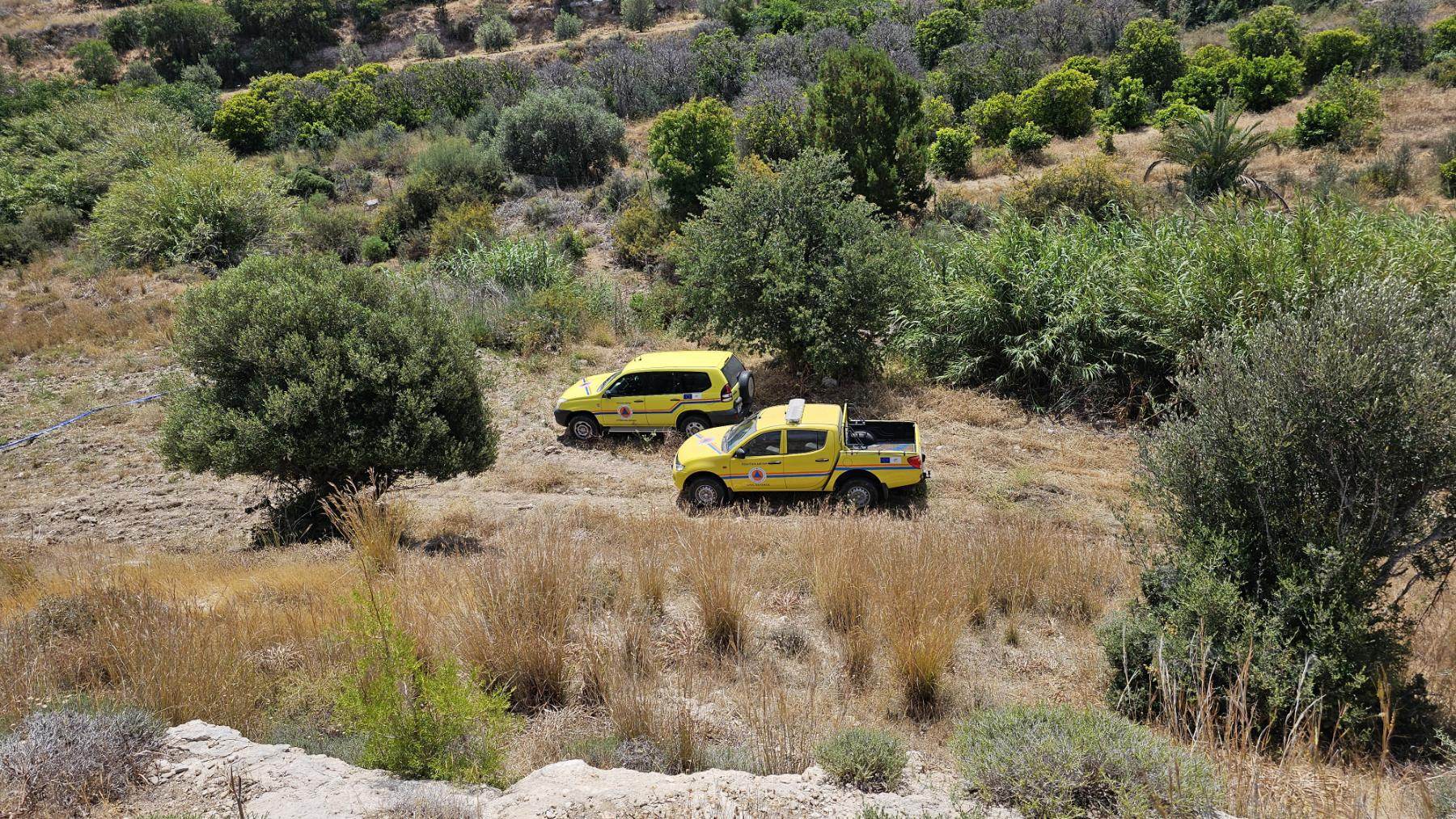 Εντόπισαν οστά και κομμάτια ρούχων στην περιοχή που βρέθηκε το ανθρώπινο κρανίο