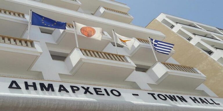 Να εξασφαλίσουν άδειες τροφίμων και ποτών καλεί επιχειρήσεις ο Δήμος Λάρνακας