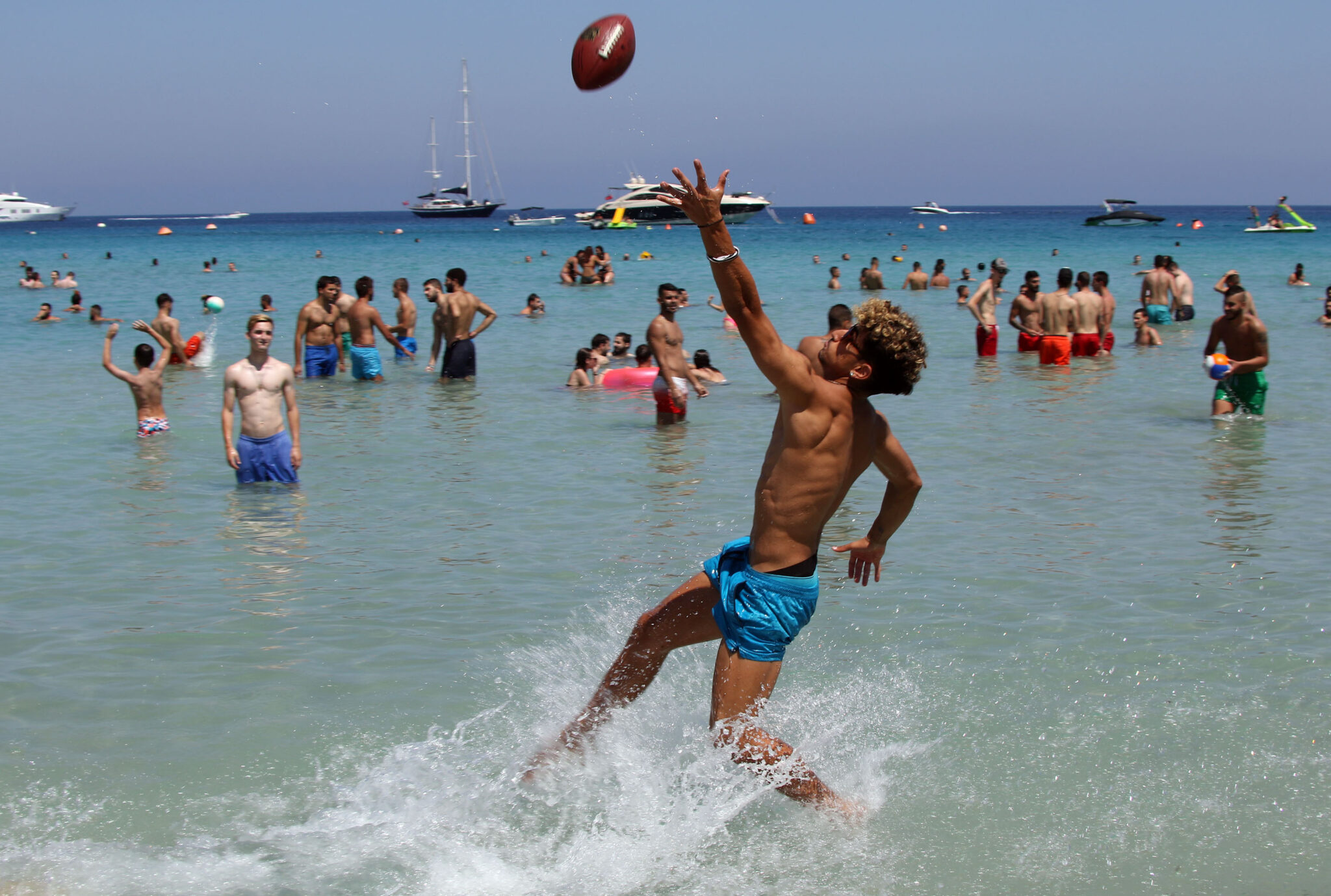 Αυξημένες πληρότητες αλλά μειωμένο τζίρο αφήνει το φετινό καλοκαίρι