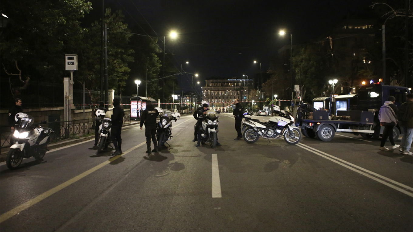 Λήξη συναγερμού στη Βουλή των Ελλήνων, δεν βρέθηκε βόμβα