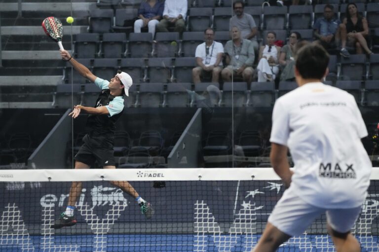 Πρόσω ολοταχώς για Ομοσπονδία Padel