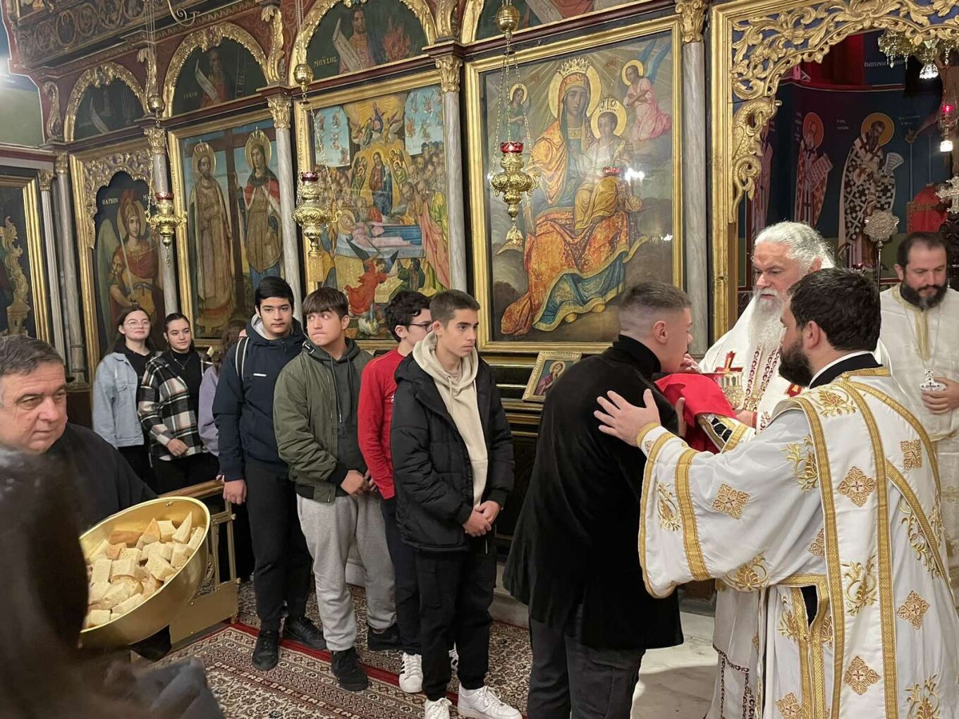 Βραδινές Θείες Λειτουργίες για υποψηφίους των Πανελλαδικών στην Αλεξανδρούπολη