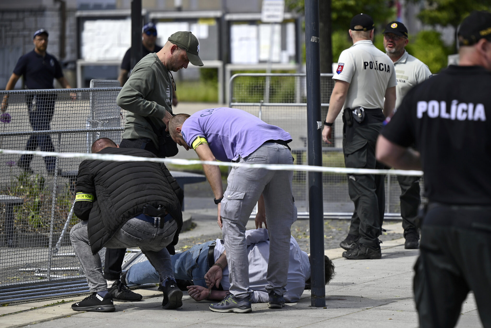 Δεν κινδυνεύει πλέον η ζωή του Πρωθυπουργού της Σλοβακίας