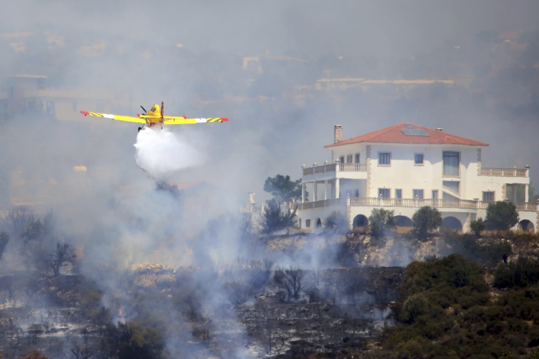 Αποκαλυπτικό: Ιδού το πλάνο για την απόκτηση των 10 εναέριων πυροσβεστικών μέσων