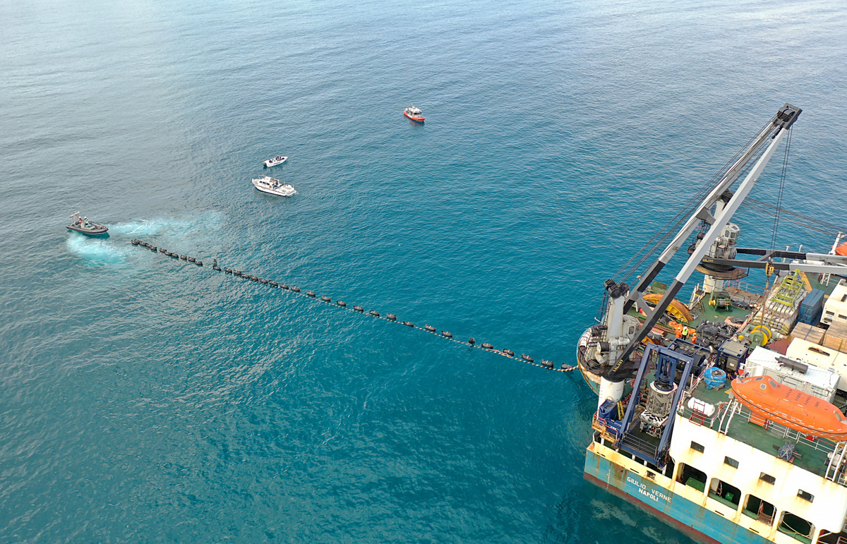 Έβαλαν τις τελευταίες πινελιές για Interconnector, αυξάνονται οι μνηστήρες