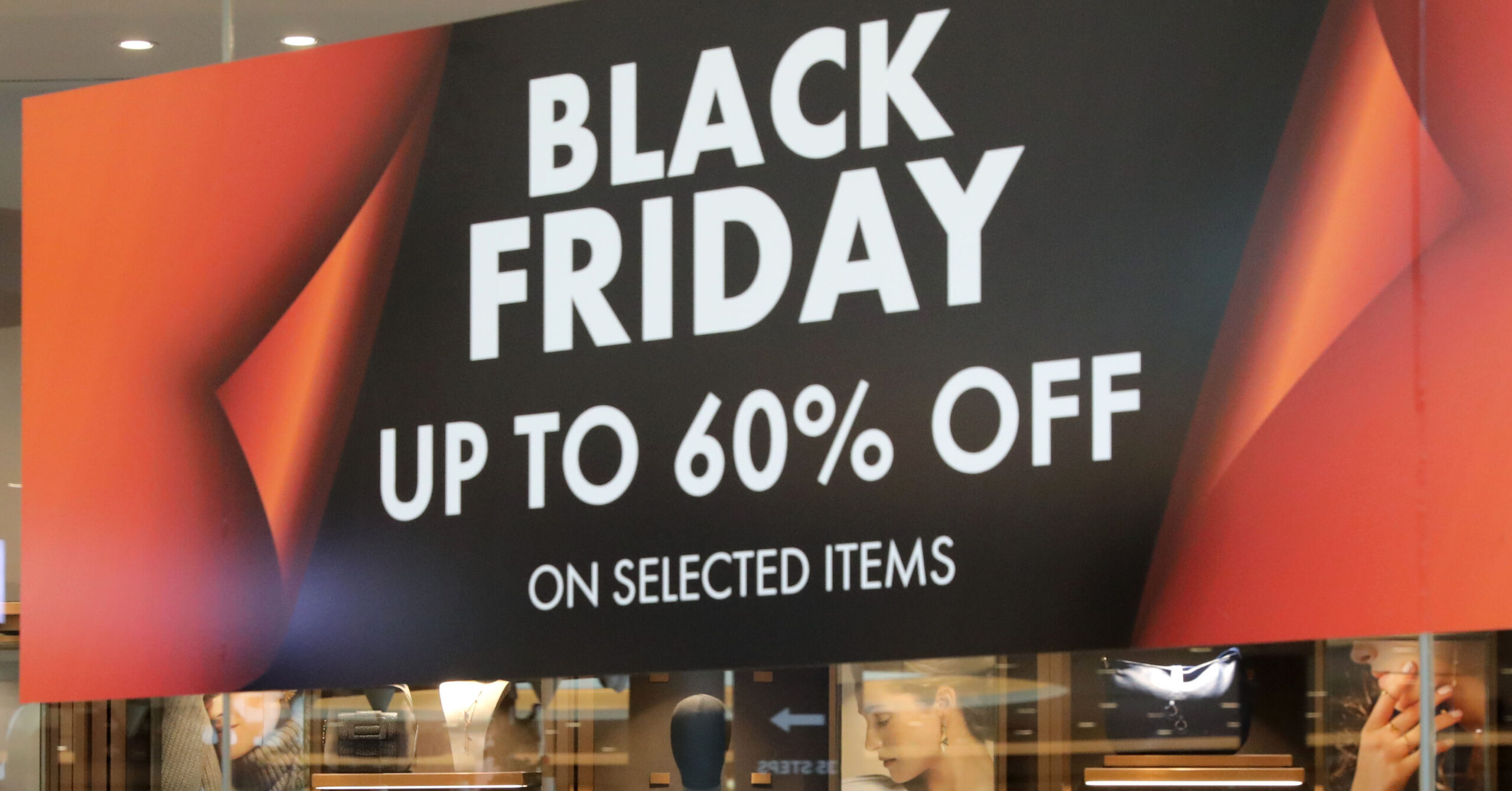 Black Friday και Cyber Monday: Τι να προσέξετε για να μην την πατήσετε