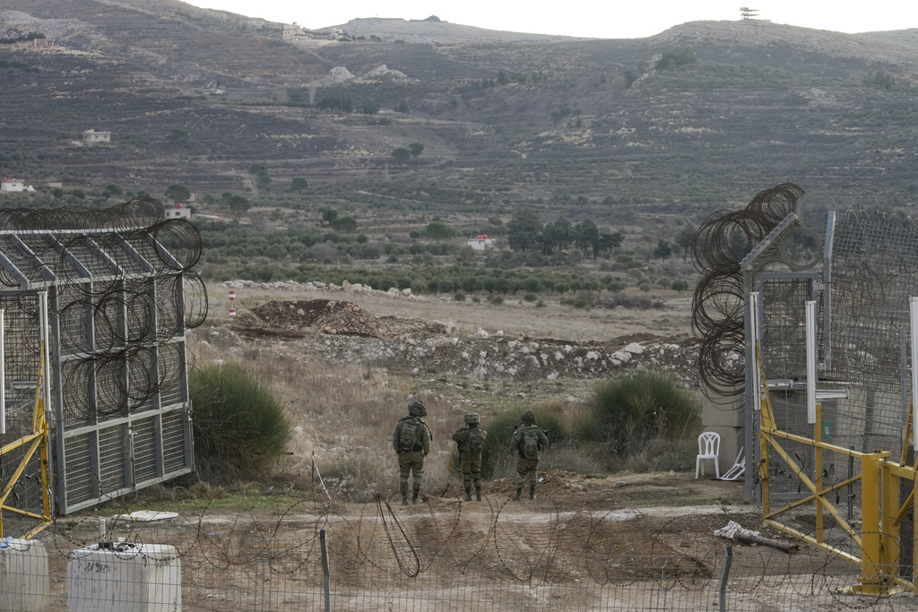 Το Ισραήλ κατέστρεψε τις σημαντικότερες εγκαταστάσεις του στρατού της Συρίας