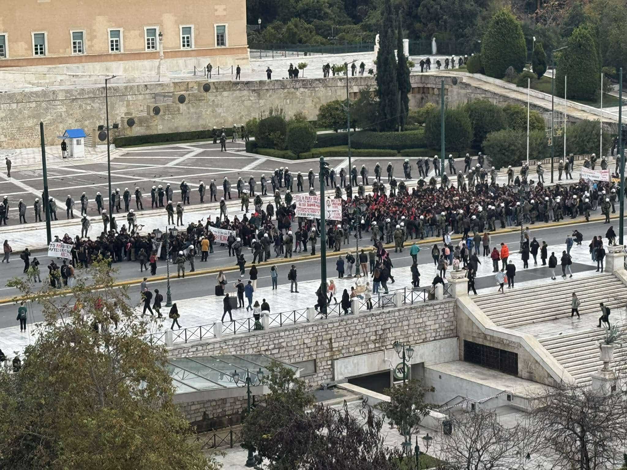 ΒΙΝΤΕΟ: Δεκαέξι χρόνια μετά την εν ψυχρώ δολοφονία του Αλέξη Γρηγορόπουλου