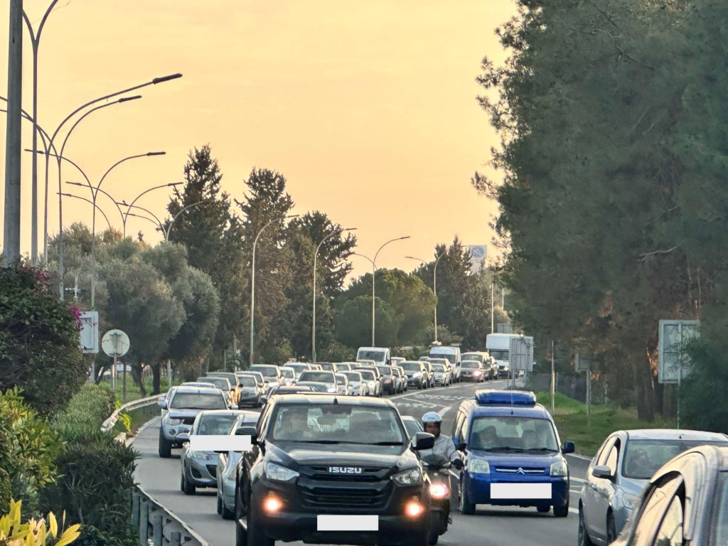 Κυκλοφοριακό χάος λόγω της άφιξης του Ισραηλινιού Προέδρου