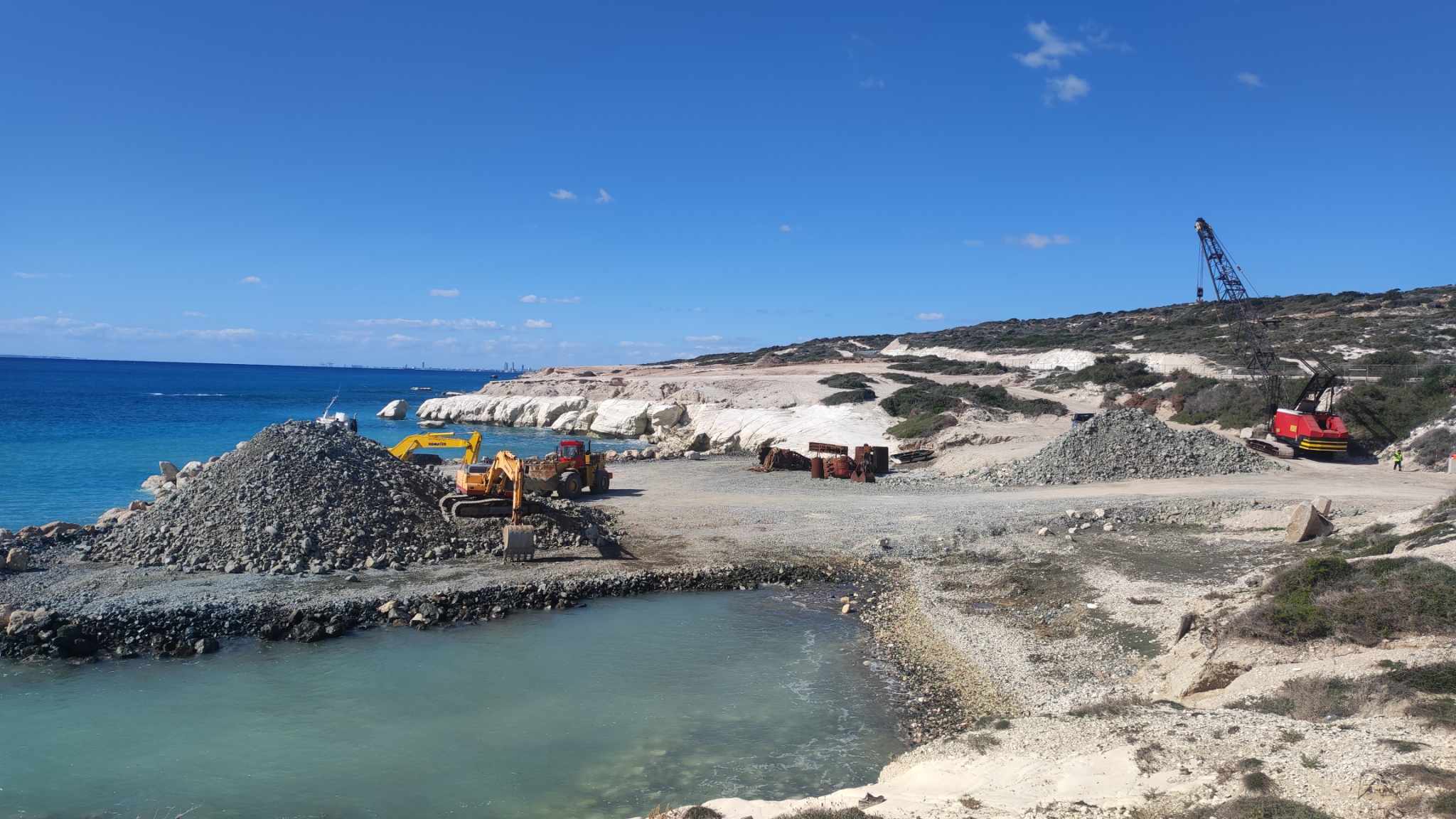 Οργανώσεις αντιδρούν στη δημιουργία λιμανιού στο Πεντάκωμο, καθησυχάζει το Τμήμα Αλιείας