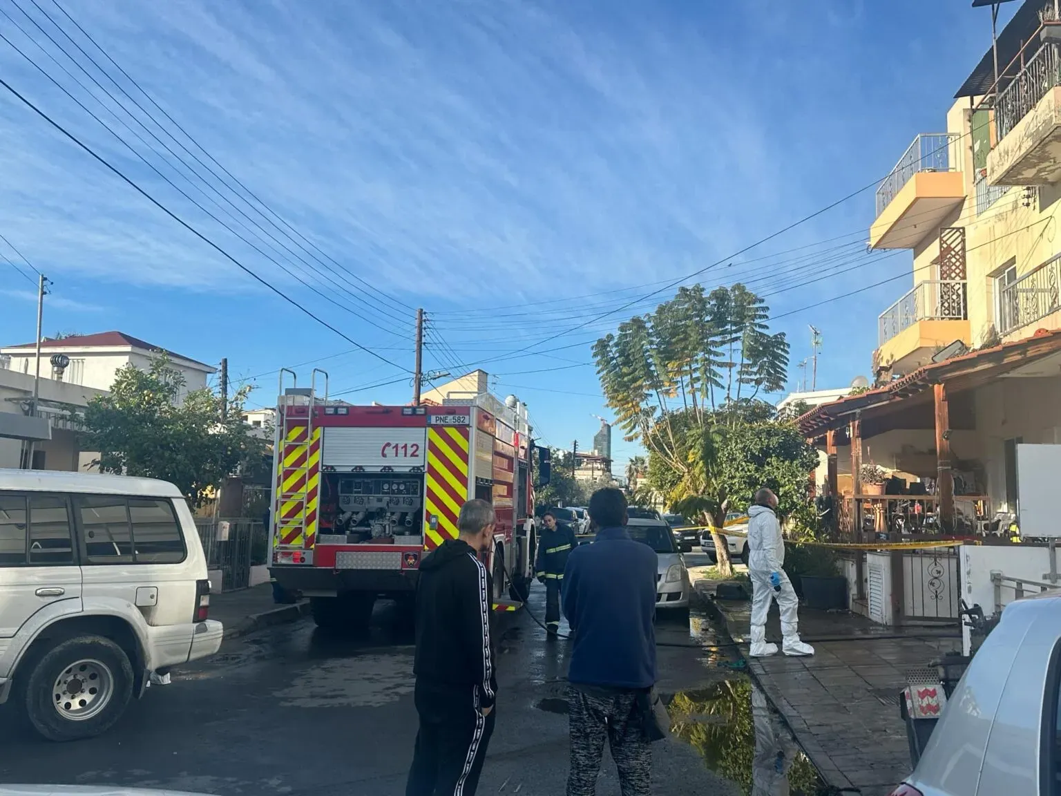 «Ένα στο εκατομμύριο να είναι η τηλεόραση», λένε οι ηλεκτρολόγοι για τη φονική πυρκαγιά