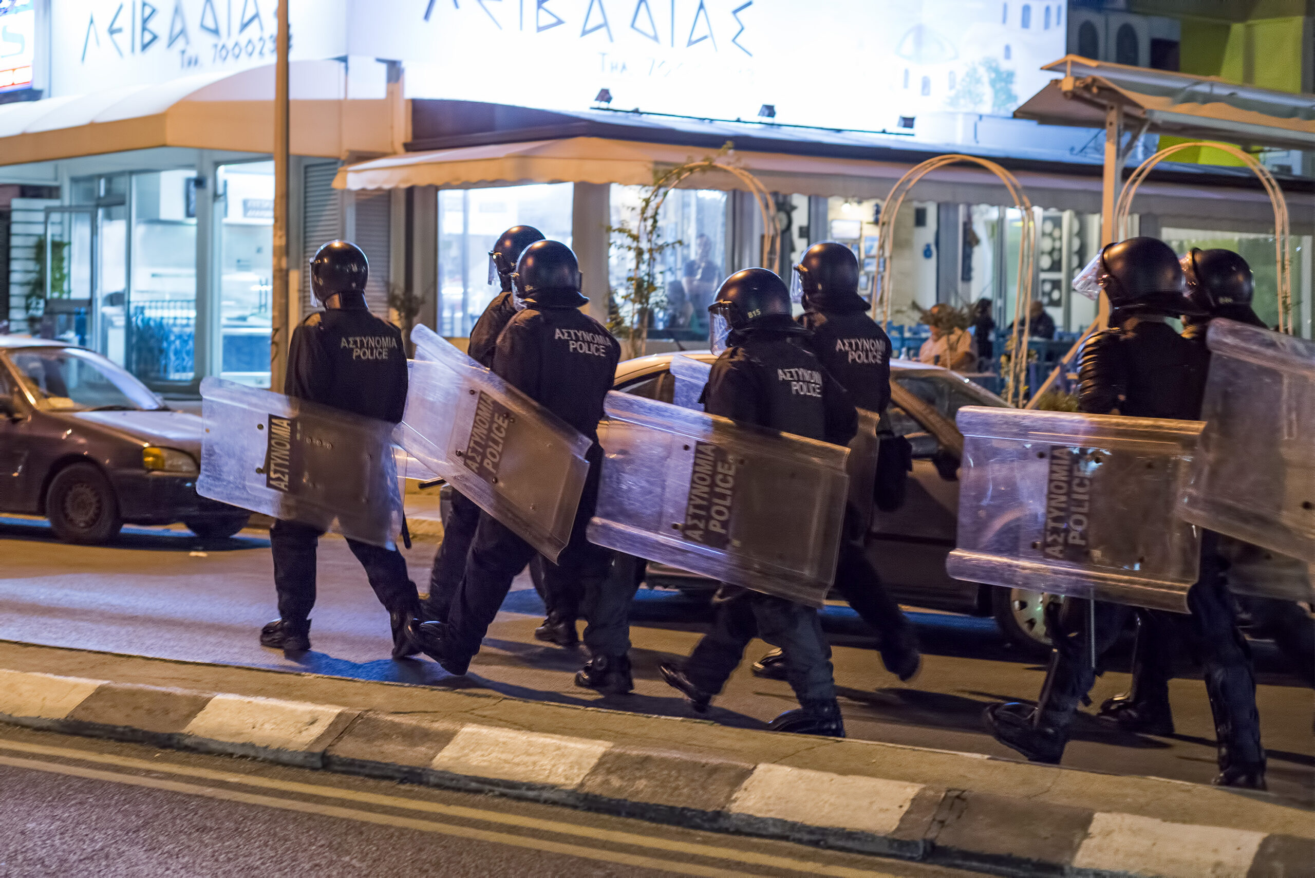 Φόβοι για επεισόδια στη Λεμεσό, κλείνουν νωρίτερα τα καταστήματα στο κέντρο της πόλης